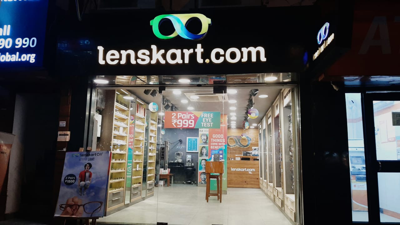 Lenskart Model Town