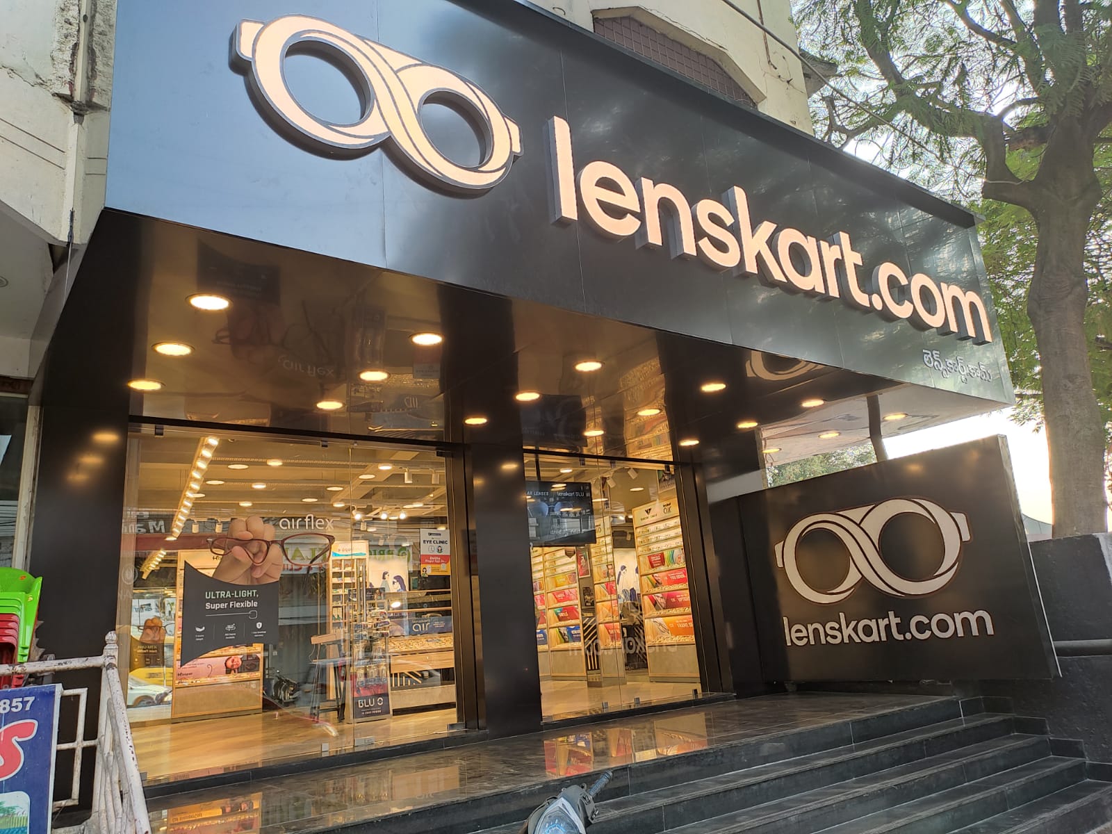 Lenskart New Friends Colony