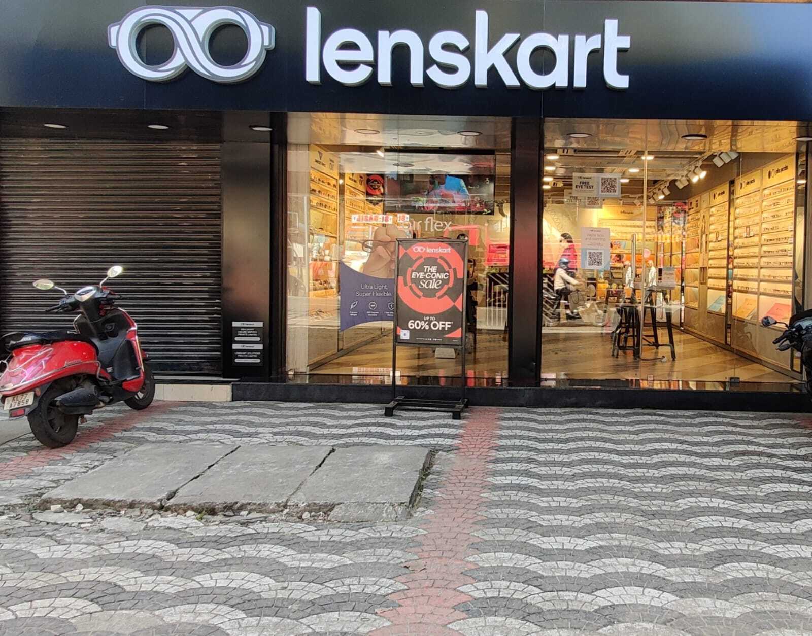 Lenskart Maradu