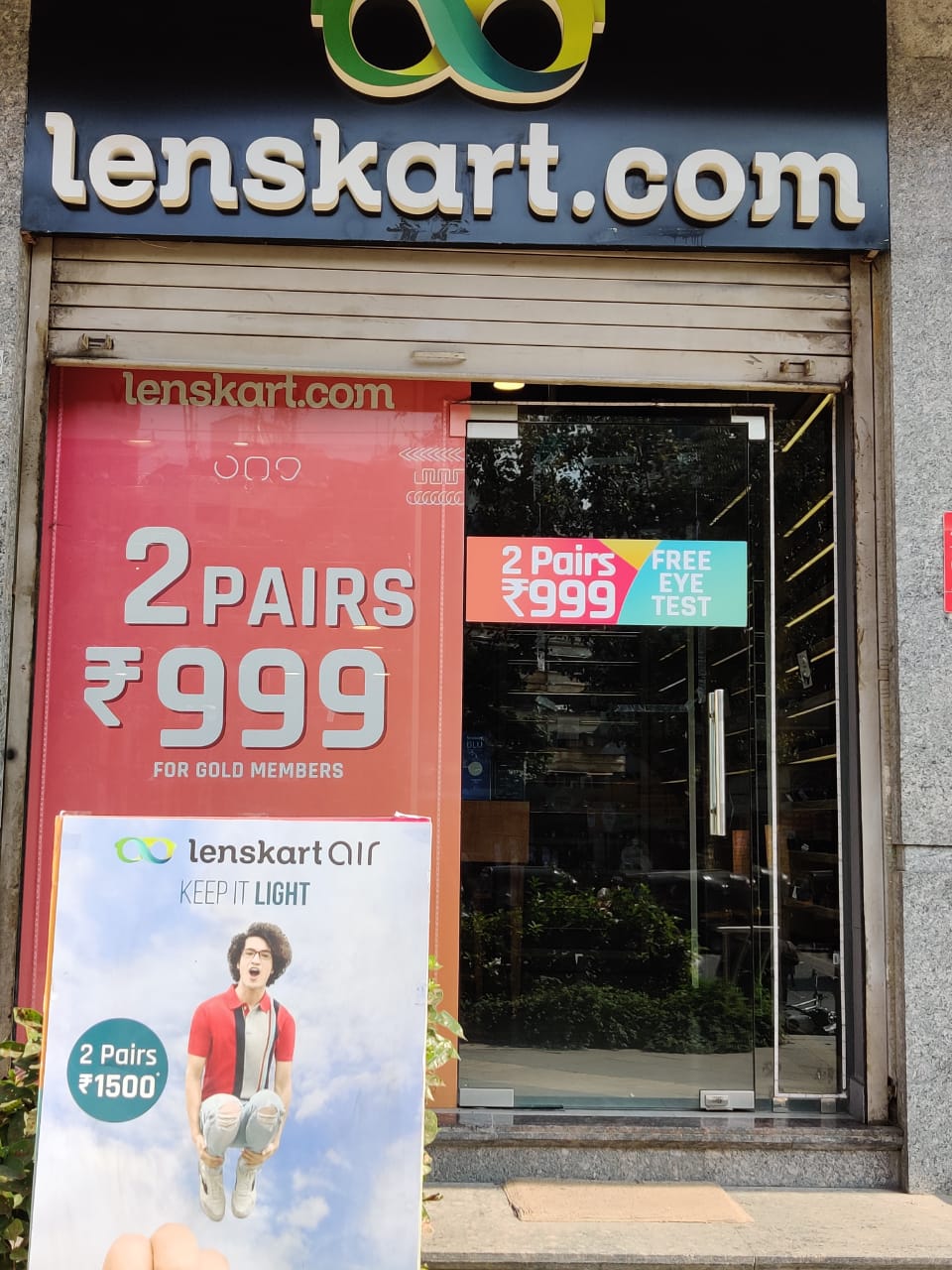 Lenskart Malad West
