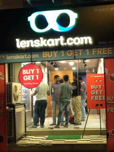 Lenskart Kalyan Khadakpada Circle
