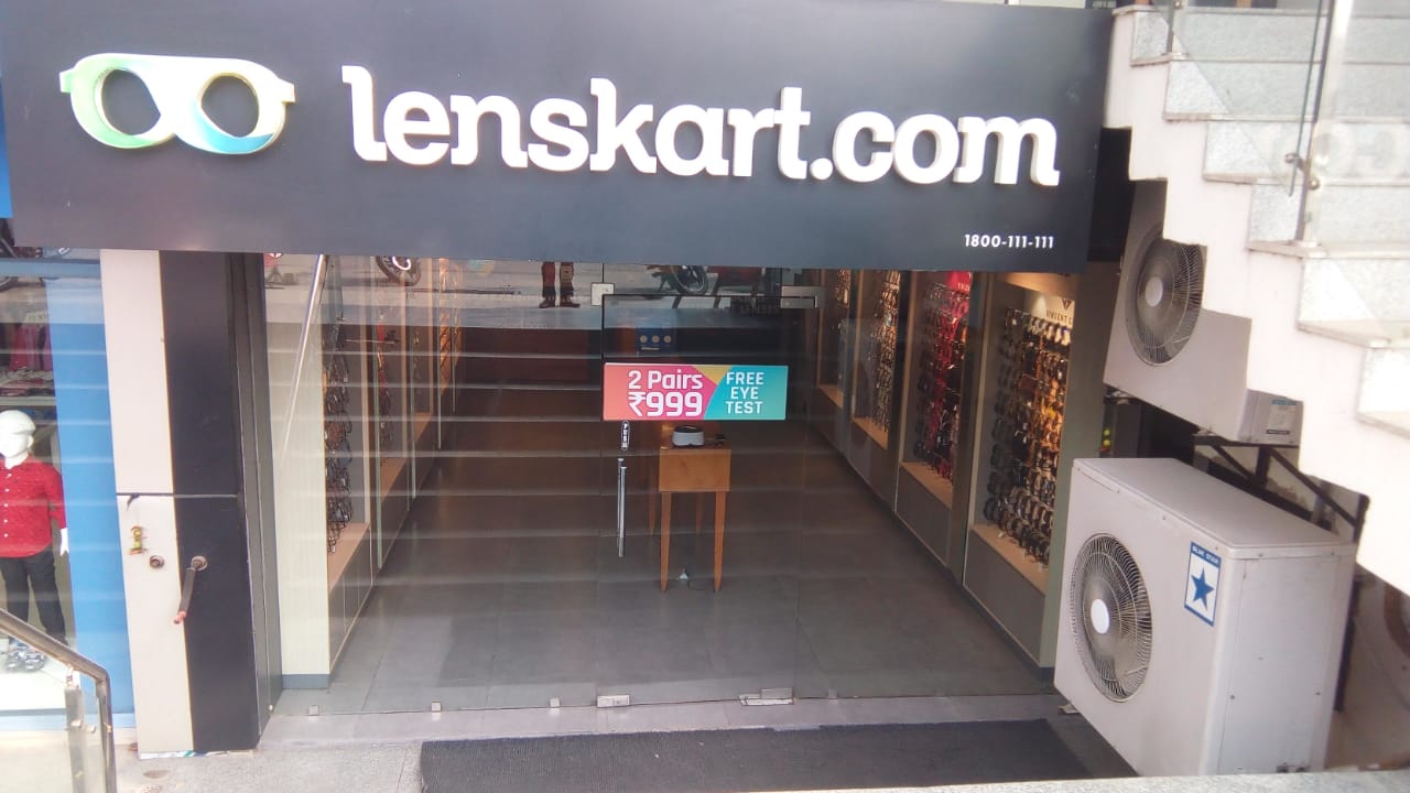 Sector E, Aliganj Lenskart Sector E, Aliganj