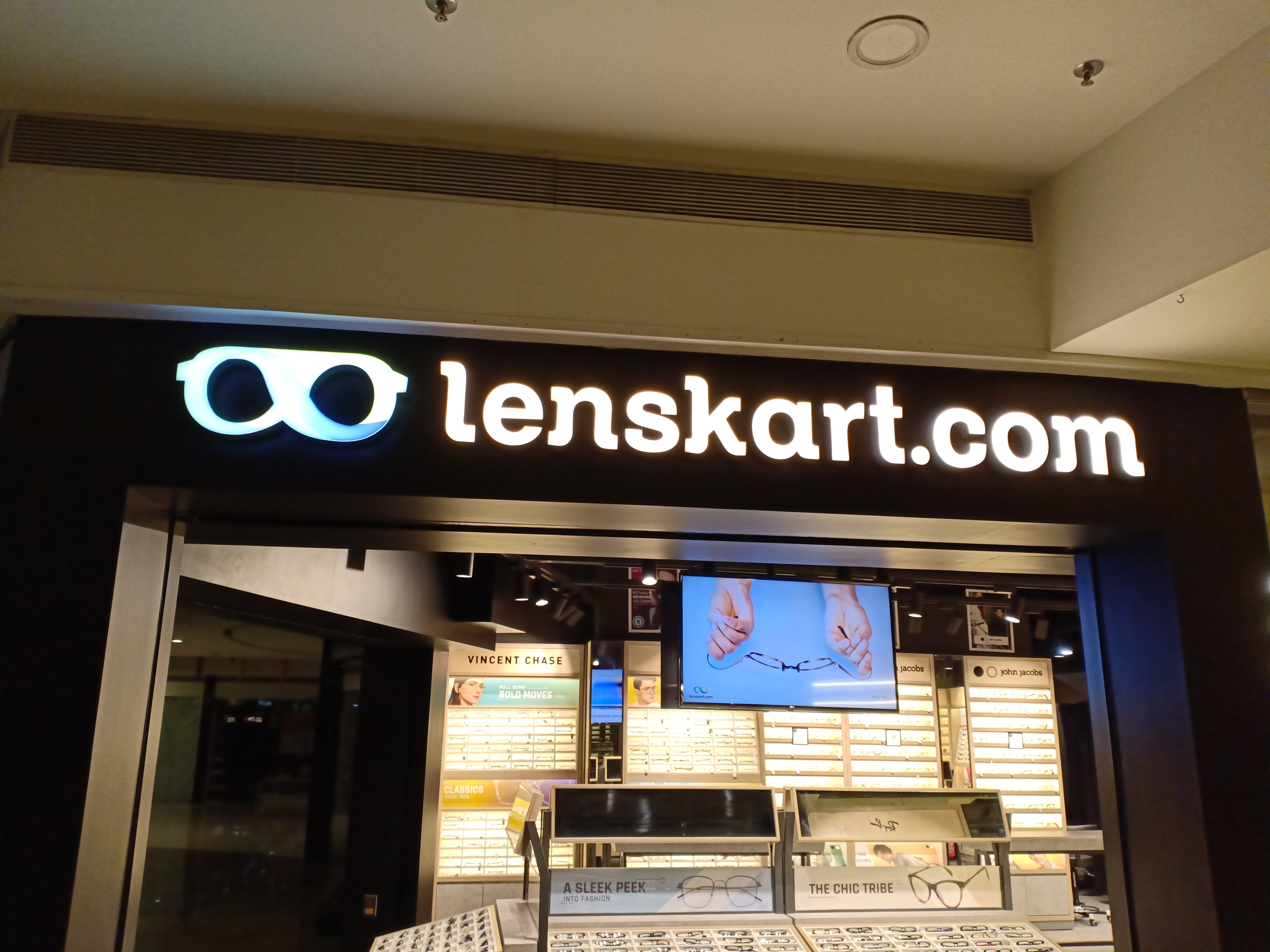 Lenskart Forum Rangoli Mall