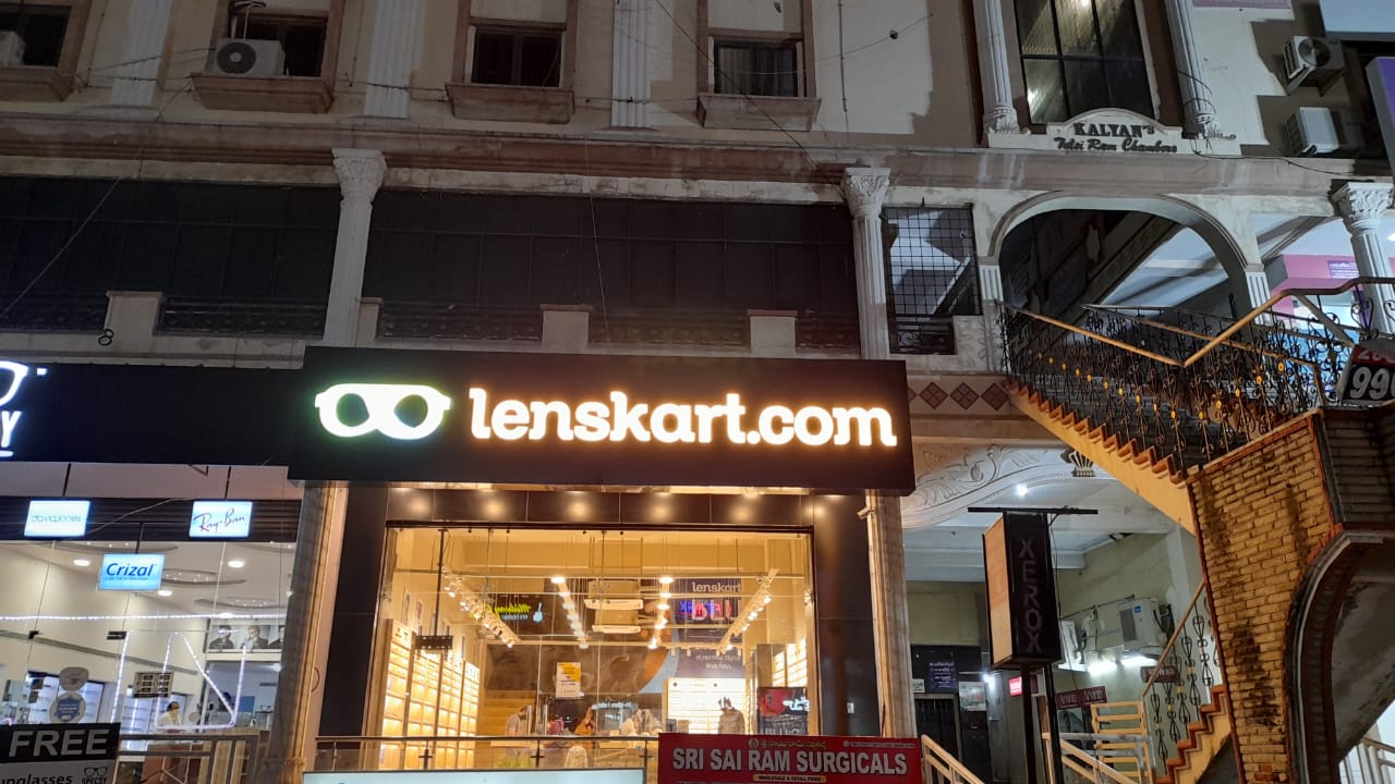 Madeenaguda Lenskart Madeenaguda