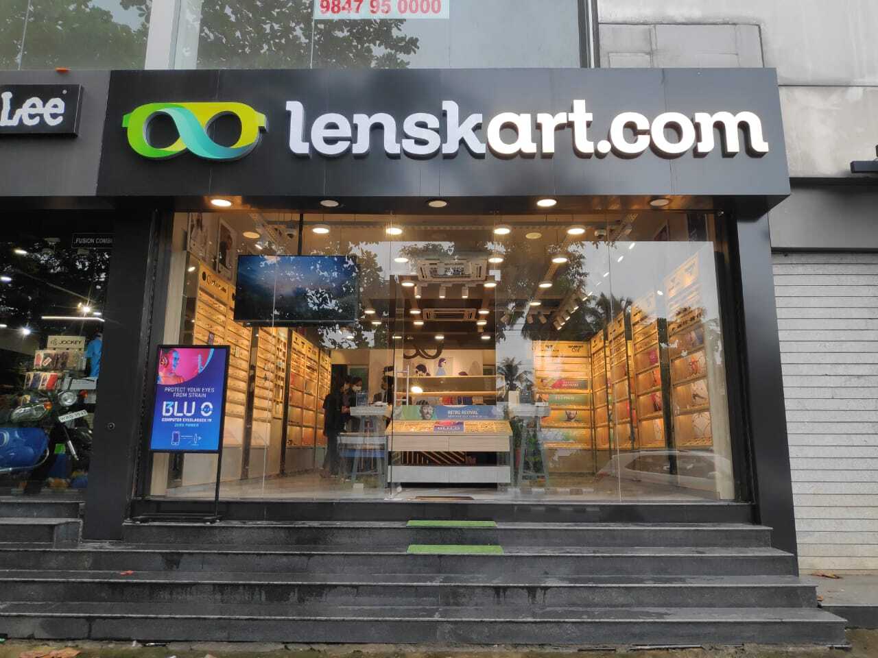Lenskart Karaparamba