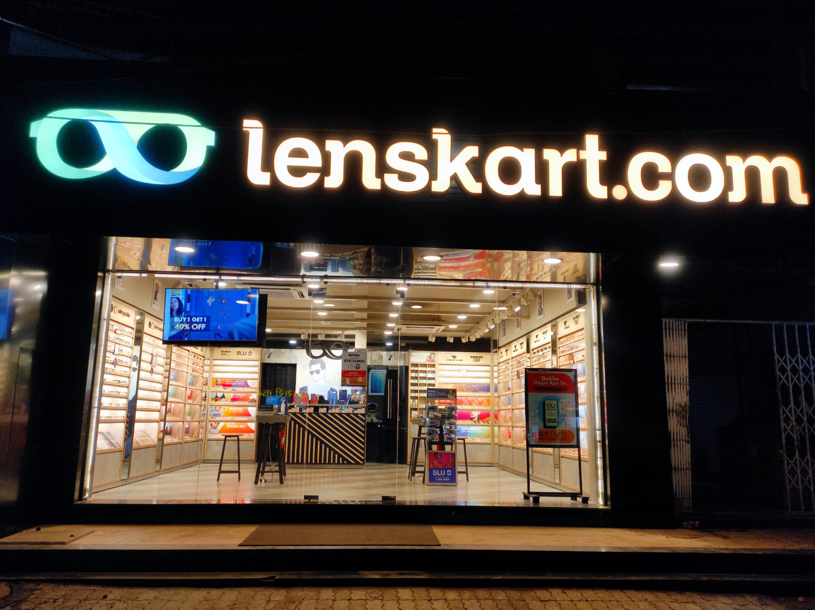 kanadia Lenskart kanadia