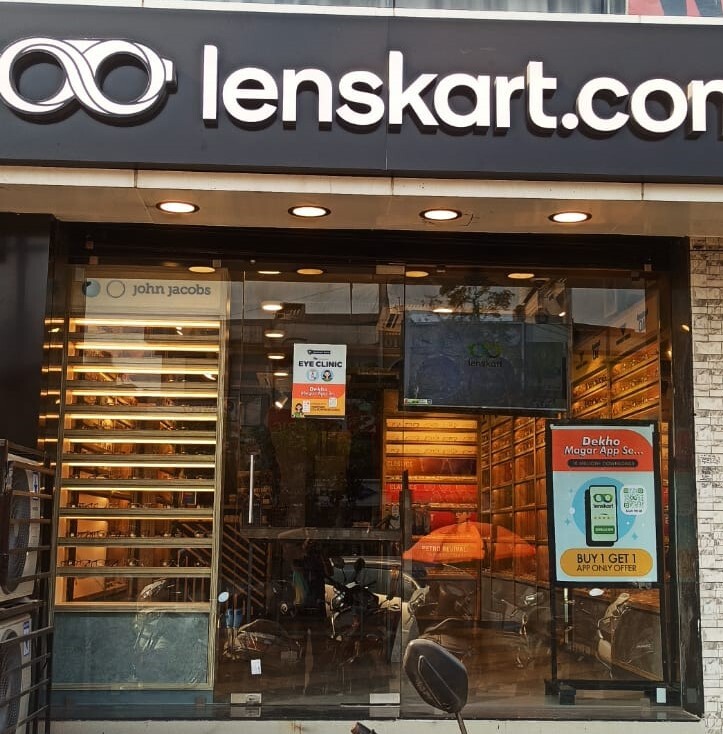 Lenskart Yogichowk