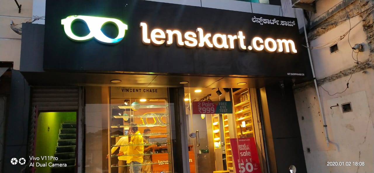 Lenskart Brestwarpet